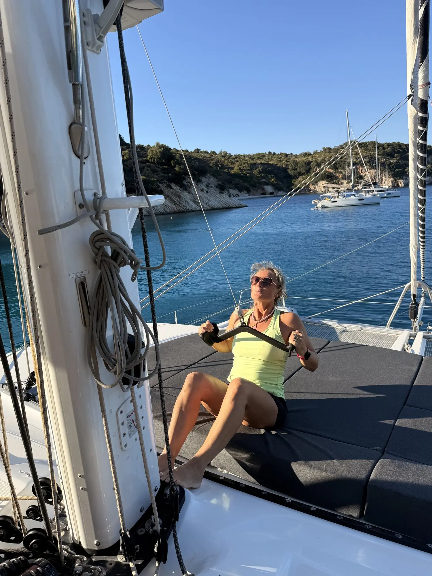 Workout on deck during Fit at sea on the DAY ONE NEXT LEVEL catamaran