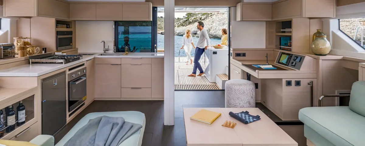 Day-One-Slider_0012_Layer 14.jpg